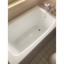 既存の浴室を塗装しました。費用を抑えて新品同様にきれいになります。
