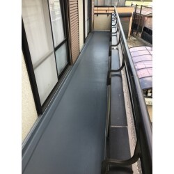 ベランダだからといって甘く見ていると、雨漏りの原因になります。早めに対応することで住宅の寿命を延ばすことができます。
