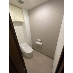 節水上手で空間もスッキリなタンクレストイレにリフォームしました。