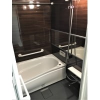 ホテルのようなエレガントな浴室へ