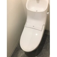 省エネ!お掃除簡単、手洗い付きトイレ