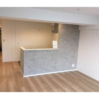 生活感を感じさせないコンクリート調インテリア