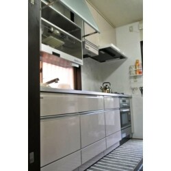 これまでもいろいろなお仕事をさせていただいているS様より今回はキッチンリフォームを受け賜わりました。