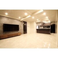 素材感を大切に。高級感ある空間へ