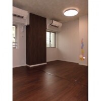 洋室2部屋の間仕切りを撤去して、1部屋の広い寝室に。