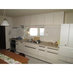 セラミックならではの味わいのあるデザインでありながら最新の設備を取りそろえたキッチンです。