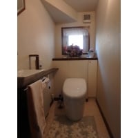 手洗いカウンターがある節水トイレで快適に