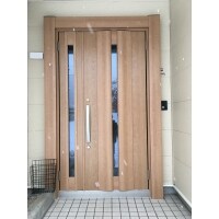 玄関ドアと浴室のリフォーム