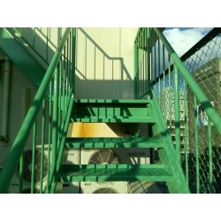 鉄骨階段塗装　名古屋市中区ビル