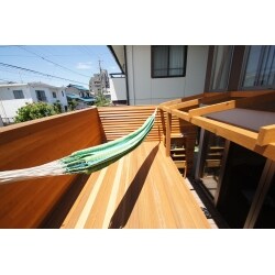 大人も子供も楽しめるテラスデッキが出来ました。