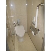 流行りのトイレへ大変身!!男女トイレ