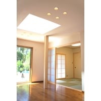 リビングに明るさを取込み、なんとも暖かい空間