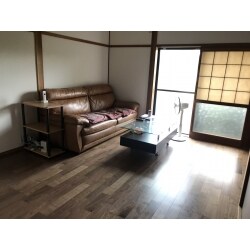 古き良き和風建築のお家でしたが、寒い、段差が多い、掃除しにくい、、、。大々的にリフォームは出来ないので以前の雰囲気を残しつつ生活しやすいようにリノベーションしました。