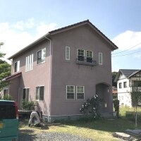 築10年なのに、外壁がひび割れ多数?