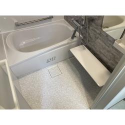 お手入れ重視の浴室に