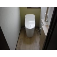 タンクレスでスッキリとしたトイレに