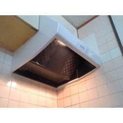 換気扇が古くなったので、交換しました。