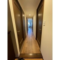 フローリングの色でこんなに変わる
