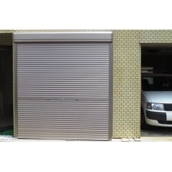 老朽化して危険なシャッターを短期間でリフォーム