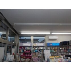 店舗を明るくリフォーム