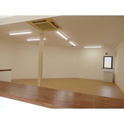 余計なものは取り除いて開放感を出し、訪れた患者さんがリラックスして治療が受けられるような明るい色味の空間に仕上がりました。