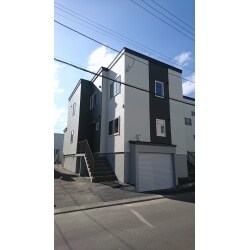骨組み以外全て改修・増築しました