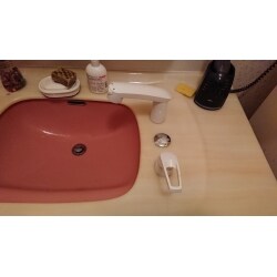 水漏れしていたので新しく交換しました。
本体価格の20％offで提供させて頂きました。