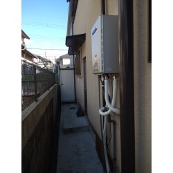 川西市　M邸　エコ給湯器　取替工事
