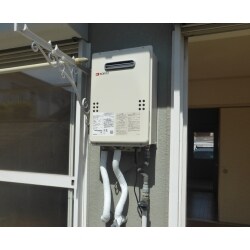 尼崎市 アパート 給湯器取替工事