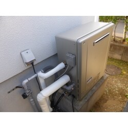猪名川町　S邸　給湯器　取替工事