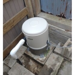 日立 WTｰP200Y ﾎﾟﾝﾌﾟ 
長年ご使用されていたﾎﾟﾝﾌﾟが作動しなくなり取替工事を行いました。