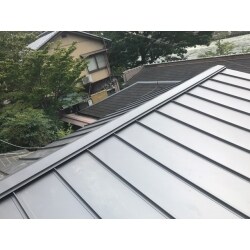 シングル屋根カバー工法