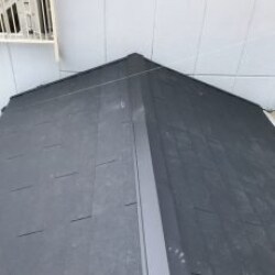 和瓦　屋根葺き替え工事　コロニアルクァット(ケイミュー社)
