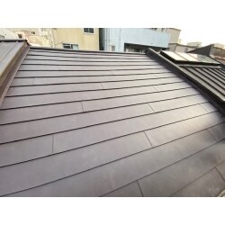 大阪市福島区　スーパーガルテクトへ葺き替え工事