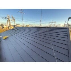 京都府長岡京市　スーパーガルテクトへ屋根葺き替え工事