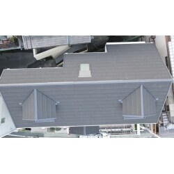 吹田市　ディプロマットへ屋根重ね葺き工事