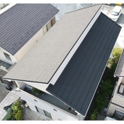 京都府亀岡市　ティールーフクラシックへ重ね葺き工事