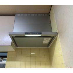 使いやすさにこだわった、便利な機能（LED照明・お手入れランプ・三段階タイマー）
こだわりと工夫をちりばめて、簡単お手入れを実現。