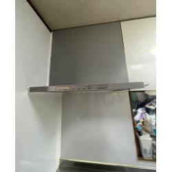 フィルター掃除が不要なノンフィルタータイプで、油汚れがつきにくい「オイルガード塗装」などが施されており、お手入れが簡単なのが最大の特徴です。