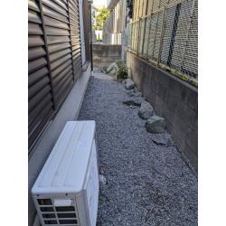 家の周りの伐採をさせていただきました。