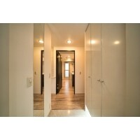 ラグジュアリーなホテルライクな家