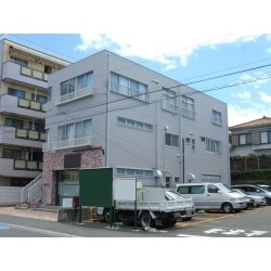 店舗併用マンションの改修工事・落ち着いた色になりました！！
