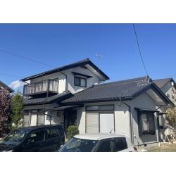 鬼瓦のカバー工法のほか、換気カバーの交換も併せて実施。
塗装以外の補修についても可能な限り対応させていただきますので、お気軽にご相談ください