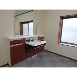 平屋の中古住宅を理容室を併用したお家にリフォーム。