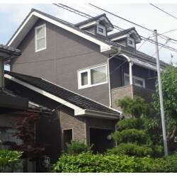 外壁と屋根の修繕と塗装