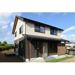 【新築】真壁造りの家　高台に建つ