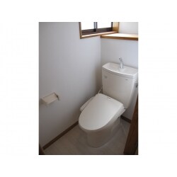 トイレの単体交換です。