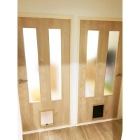 ペット出入口付き建具ドア入替工事!