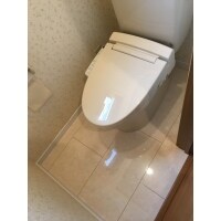 トイレ床改修工事