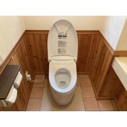 やわらかな雰囲気のトイレ空間にリフォーム